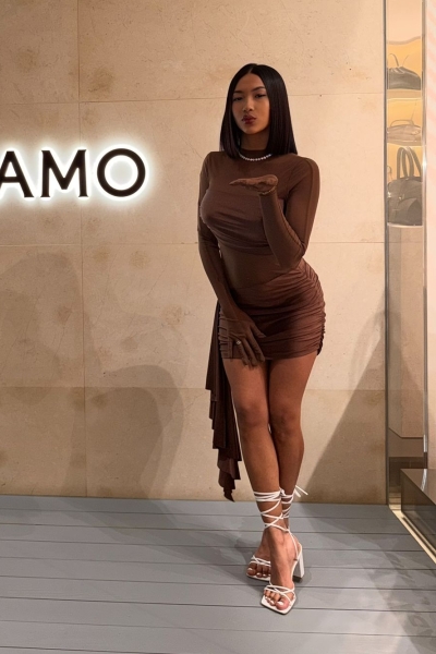 CHLOE - Imagen 6